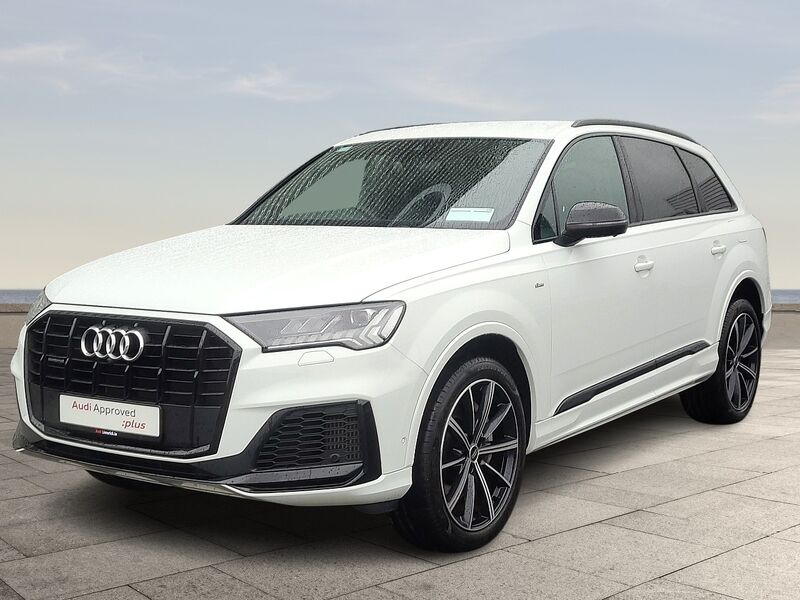 More views of Audi Q7