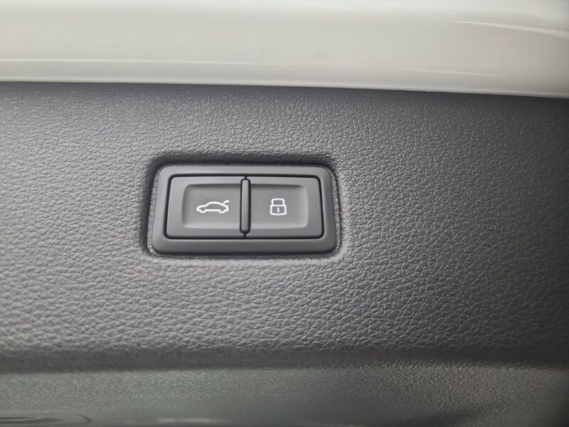 More views of Audi Q7