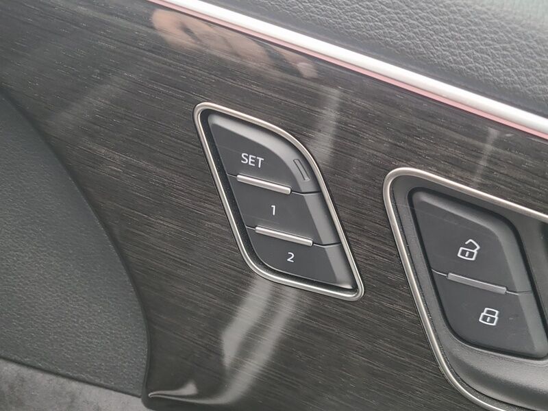 More views of Audi Q7