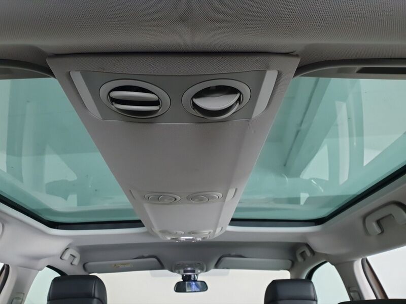 More views of Citroen Spacetourer