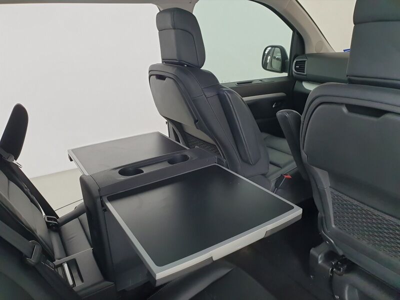 More views of Citroen Spacetourer