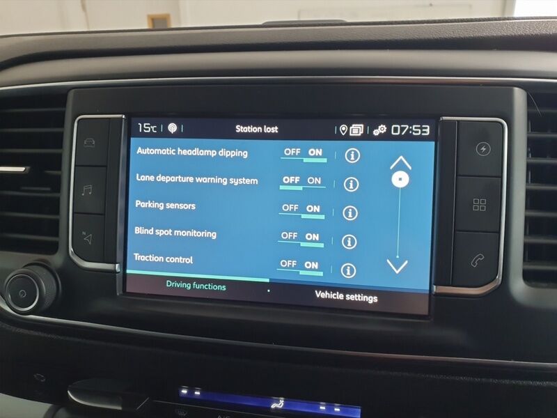More views of Citroen Spacetourer
