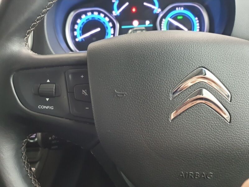 More views of Citroen Spacetourer