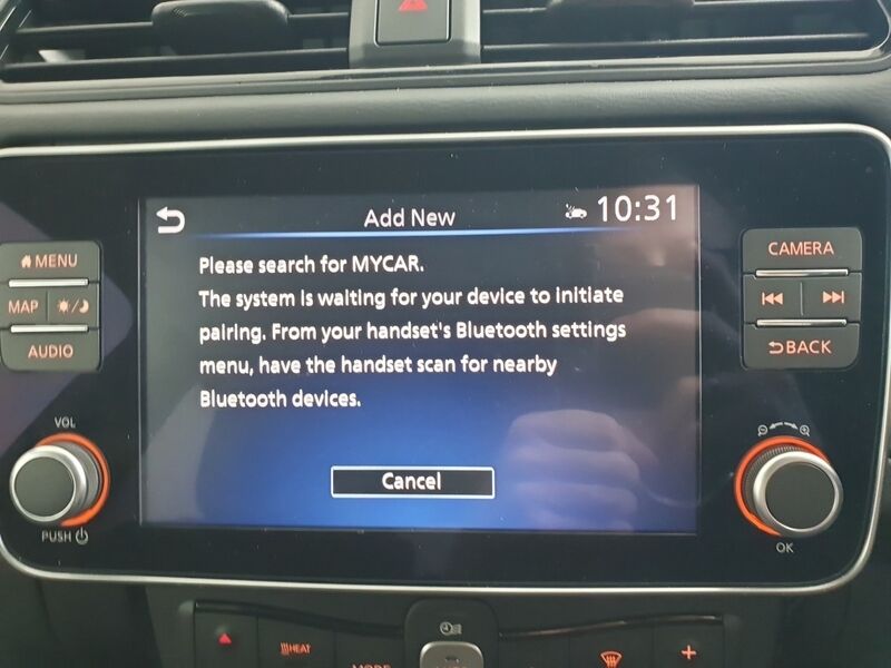 More views of Nissan Leaf