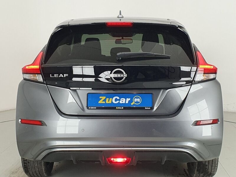 More views of Nissan Leaf