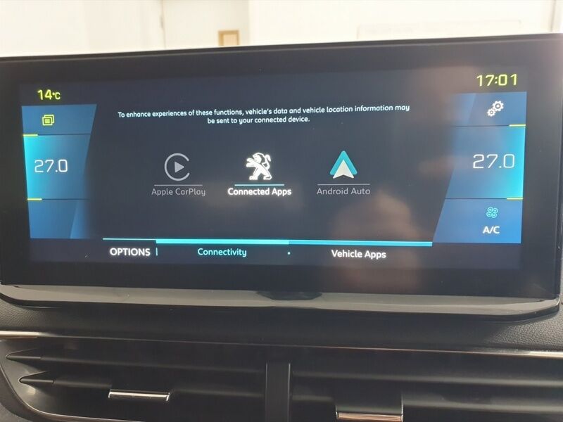 More views of Peugeot 3008