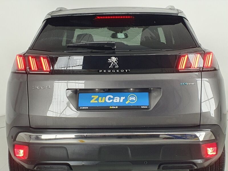 More views of Peugeot 3008