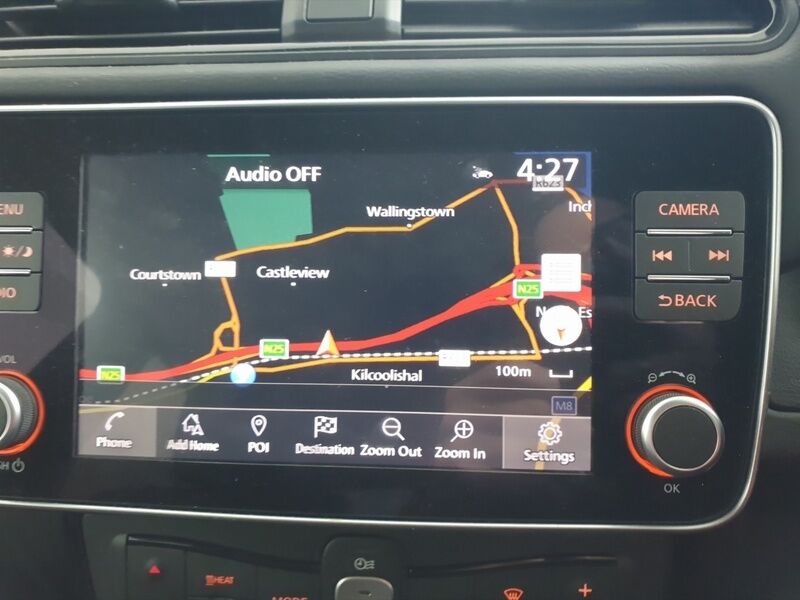 More views of Nissan Leaf