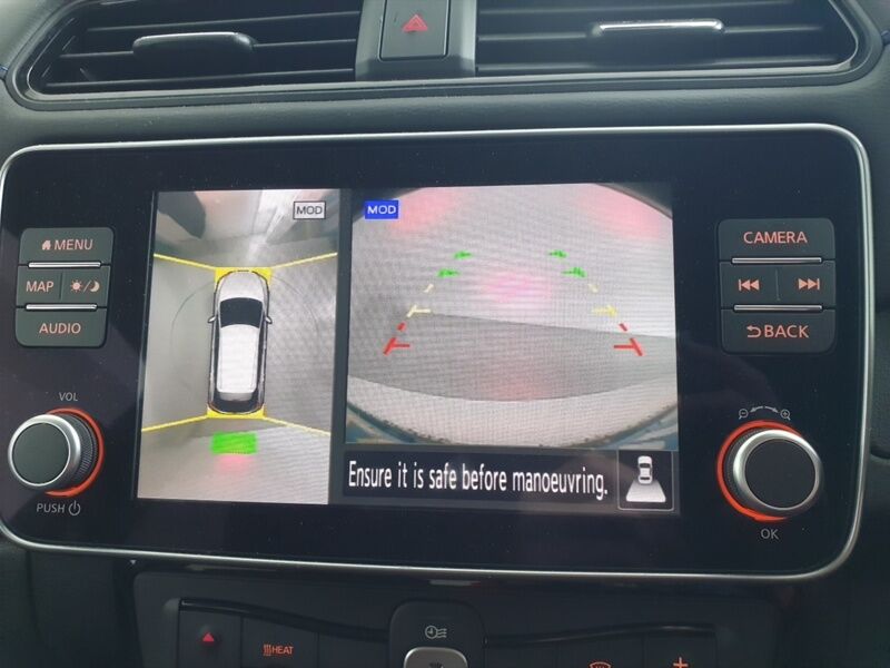 More views of Nissan Leaf