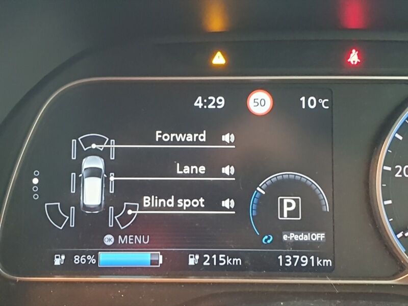 More views of Nissan Leaf