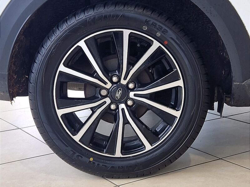 More views of Ford Puma