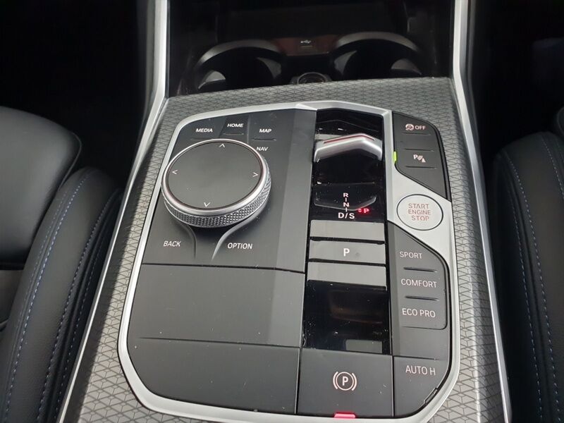 More views of BMW 3-Series