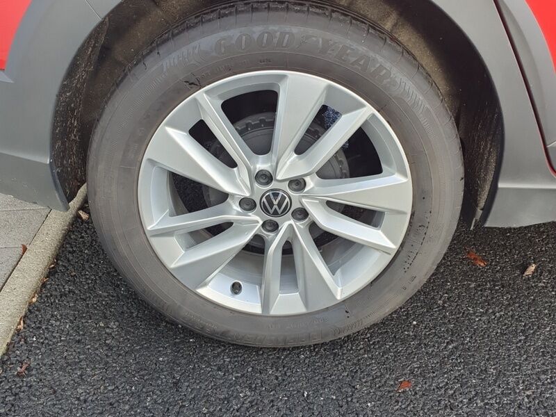 More views of Volkswagen Taigo