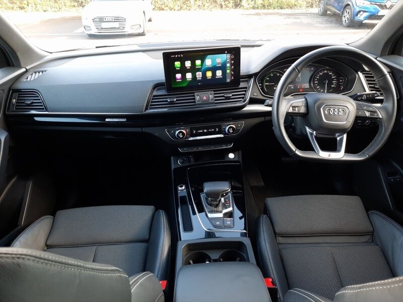More views of Audi Q5