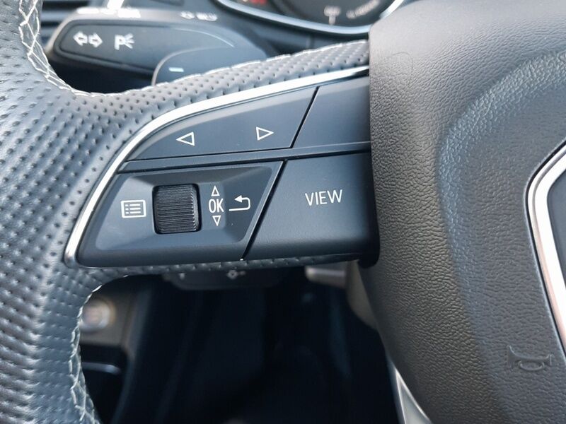 More views of Audi Q5