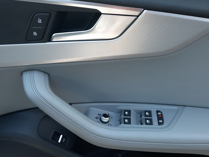 More views of Audi A5