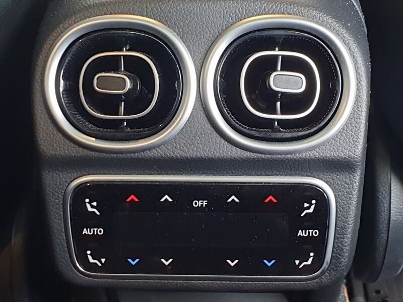 More views of Mercedes-Benz C-Class