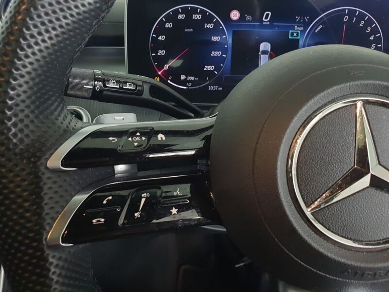 More views of Mercedes-Benz C-Class