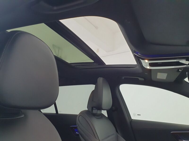 More views of Mercedes-Benz C-Class