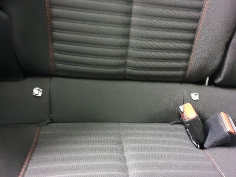 More views of Peugeot 2008