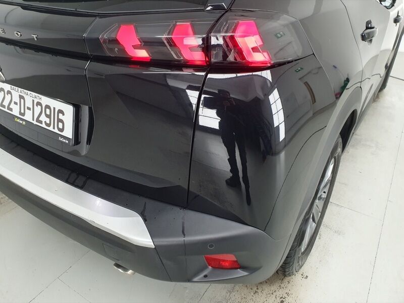 More views of Peugeot 2008