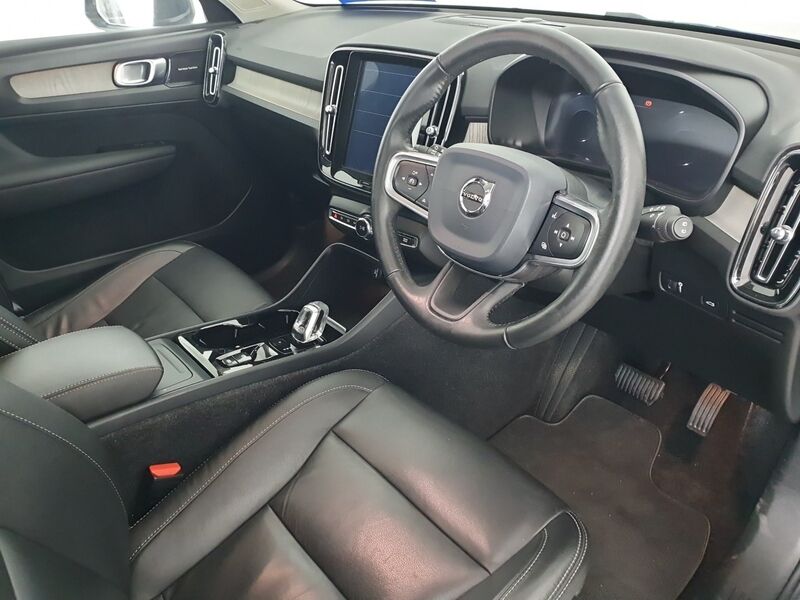 More views of Volvo XC40