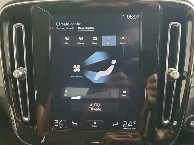 More views of Volvo XC40