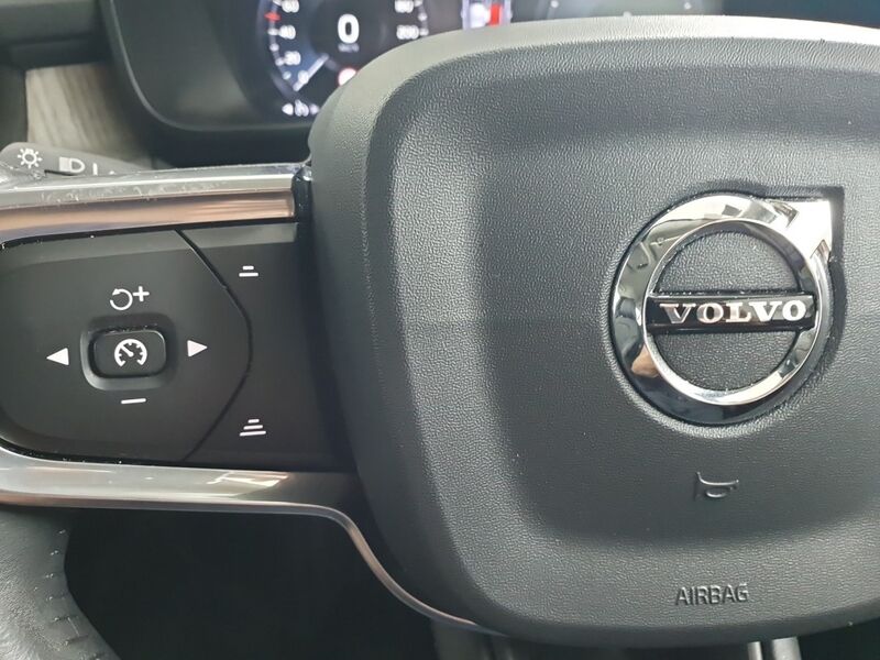 More views of Volvo XC40