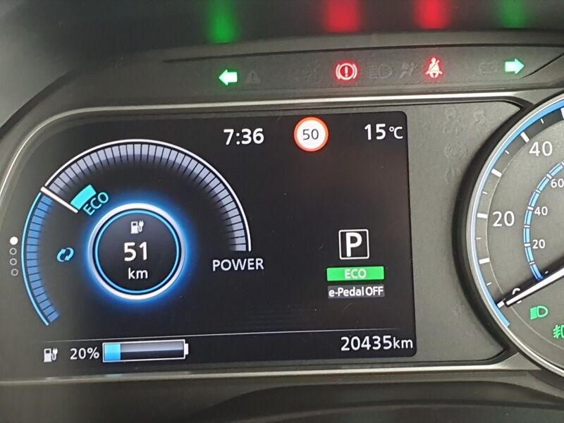 More views of Nissan Leaf