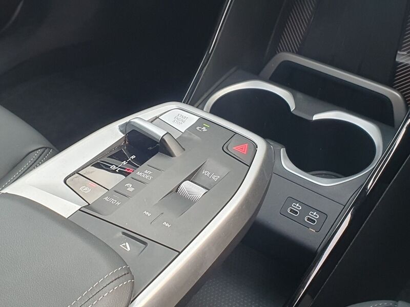 More views of BMW X1