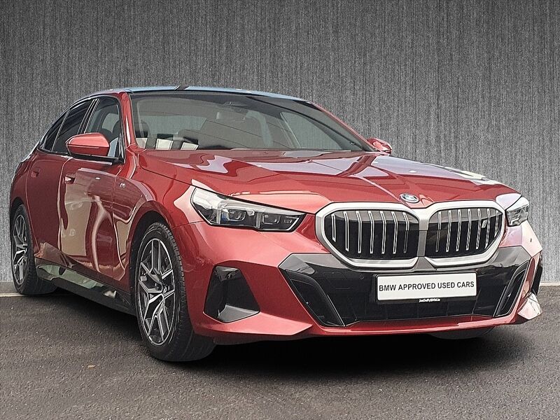 More views of BMW i5