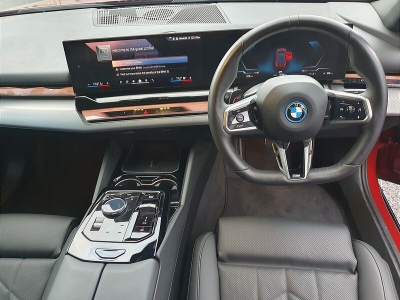 More views of BMW i5