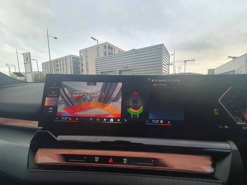 More views of BMW i5