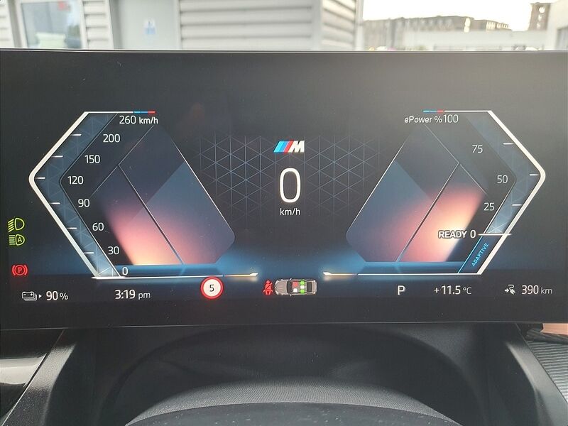 More views of BMW i5