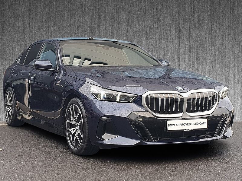 More views of BMW i5