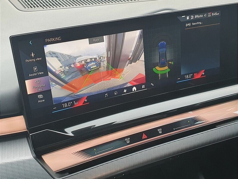 More views of BMW i5