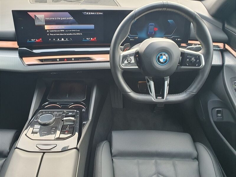 More views of BMW i5
