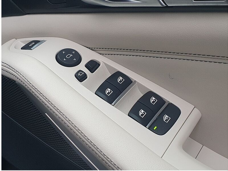 More views of BMW X5