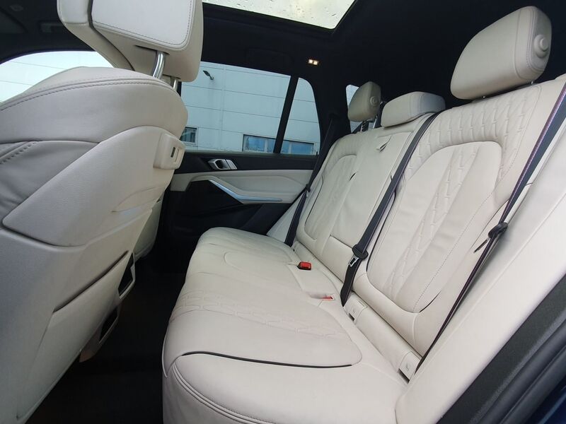 More views of BMW X5