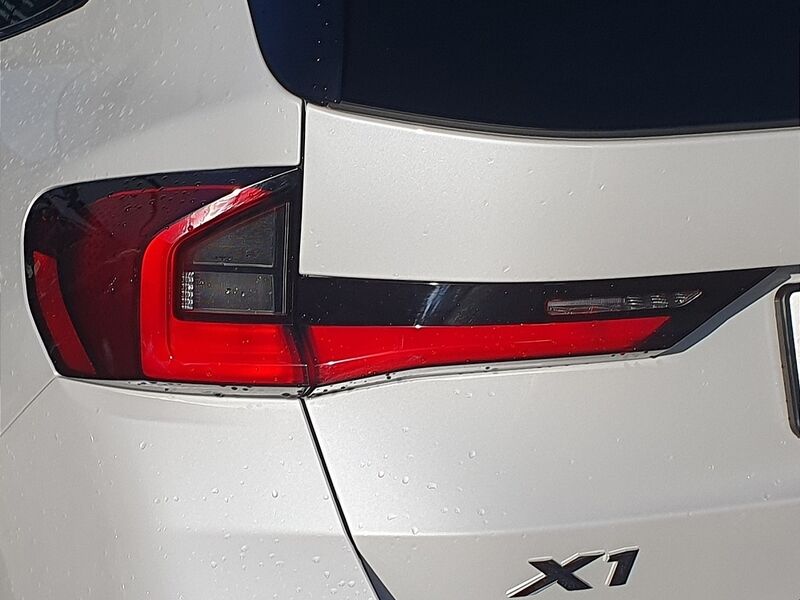 More views of BMW X1