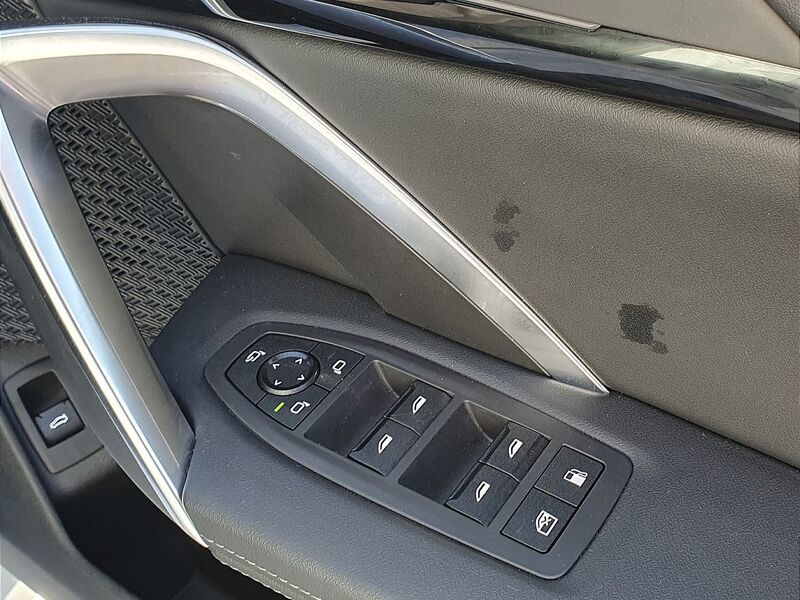 More views of BMW X1