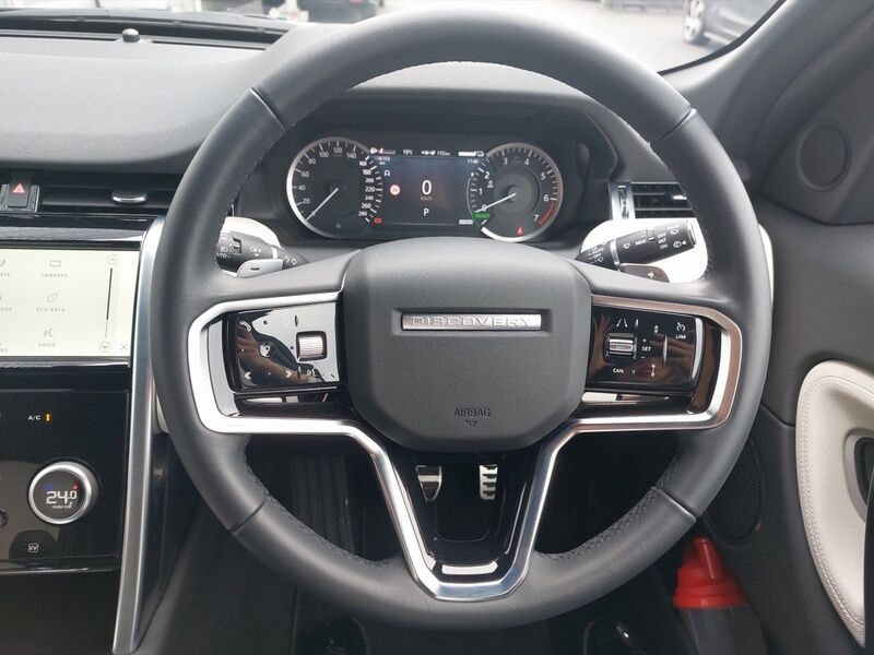 More views of Land Rover Discovery Sport