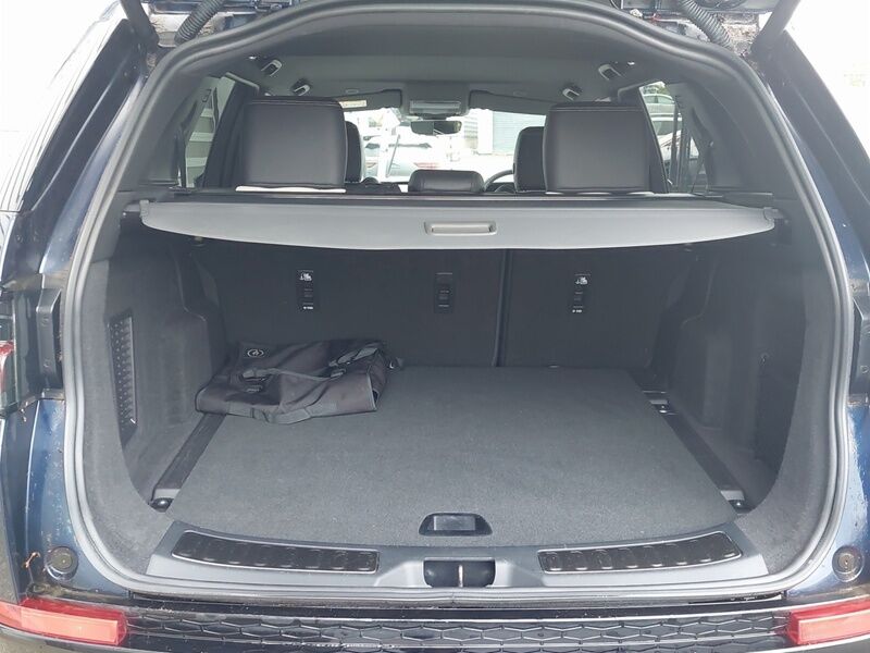 More views of Land Rover Discovery Sport