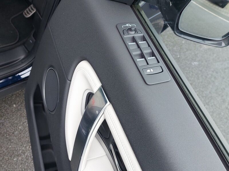 More views of Land Rover Discovery Sport