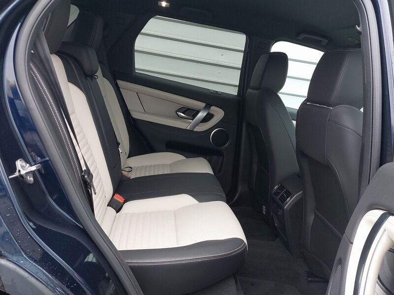 More views of Land Rover Discovery Sport