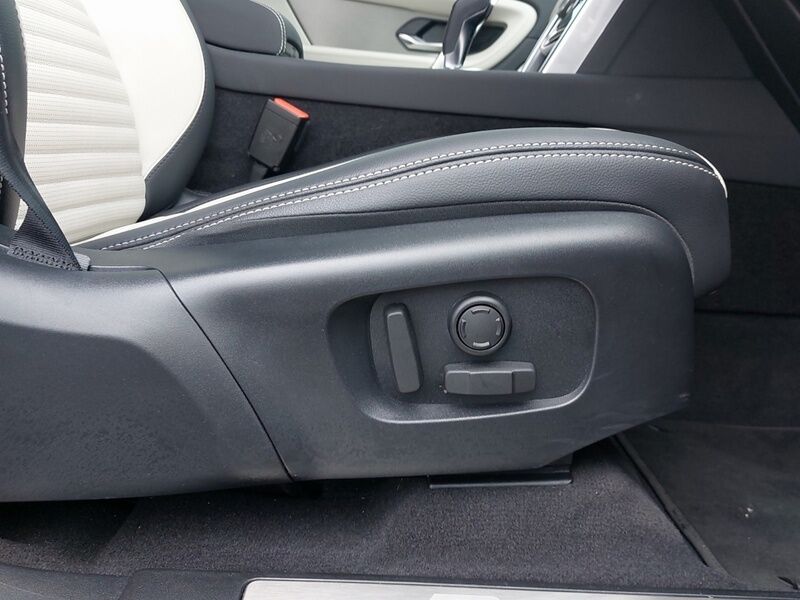 More views of Land Rover Discovery Sport