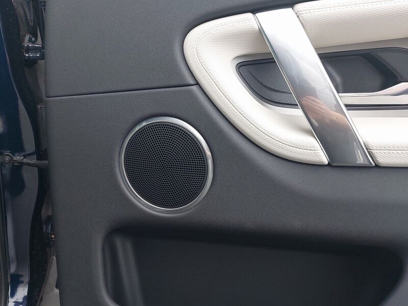 More views of Land Rover Discovery Sport