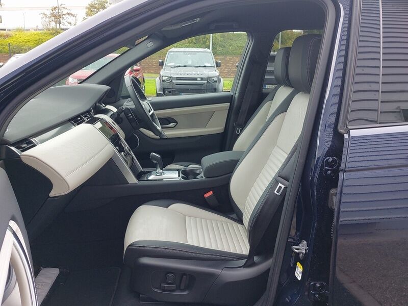 More views of Land Rover Discovery Sport