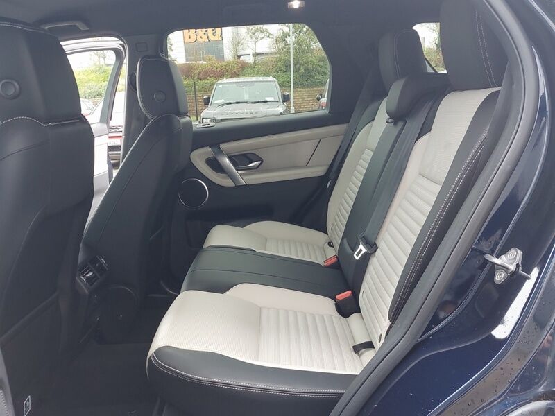 More views of Land Rover Discovery Sport