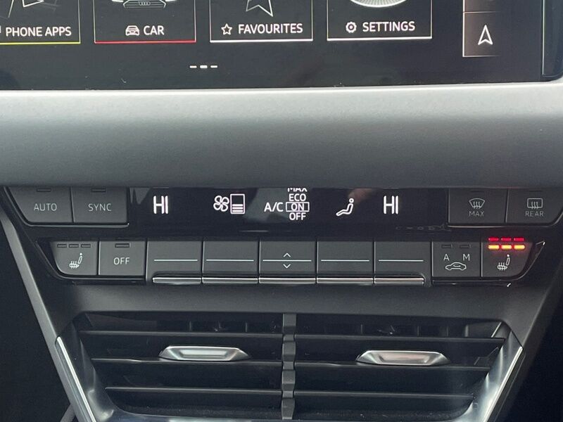 More views of Audi e-tron GT quattro